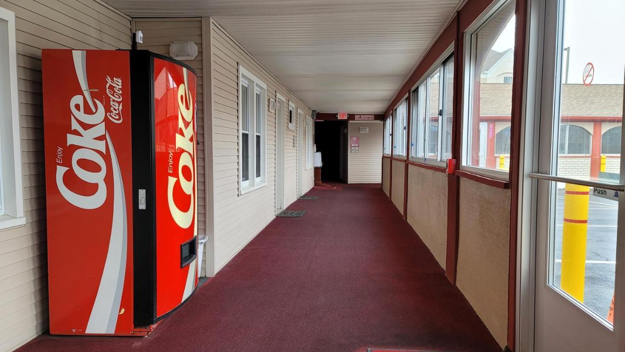 Red Carpet Inn West Springfield Esterno foto