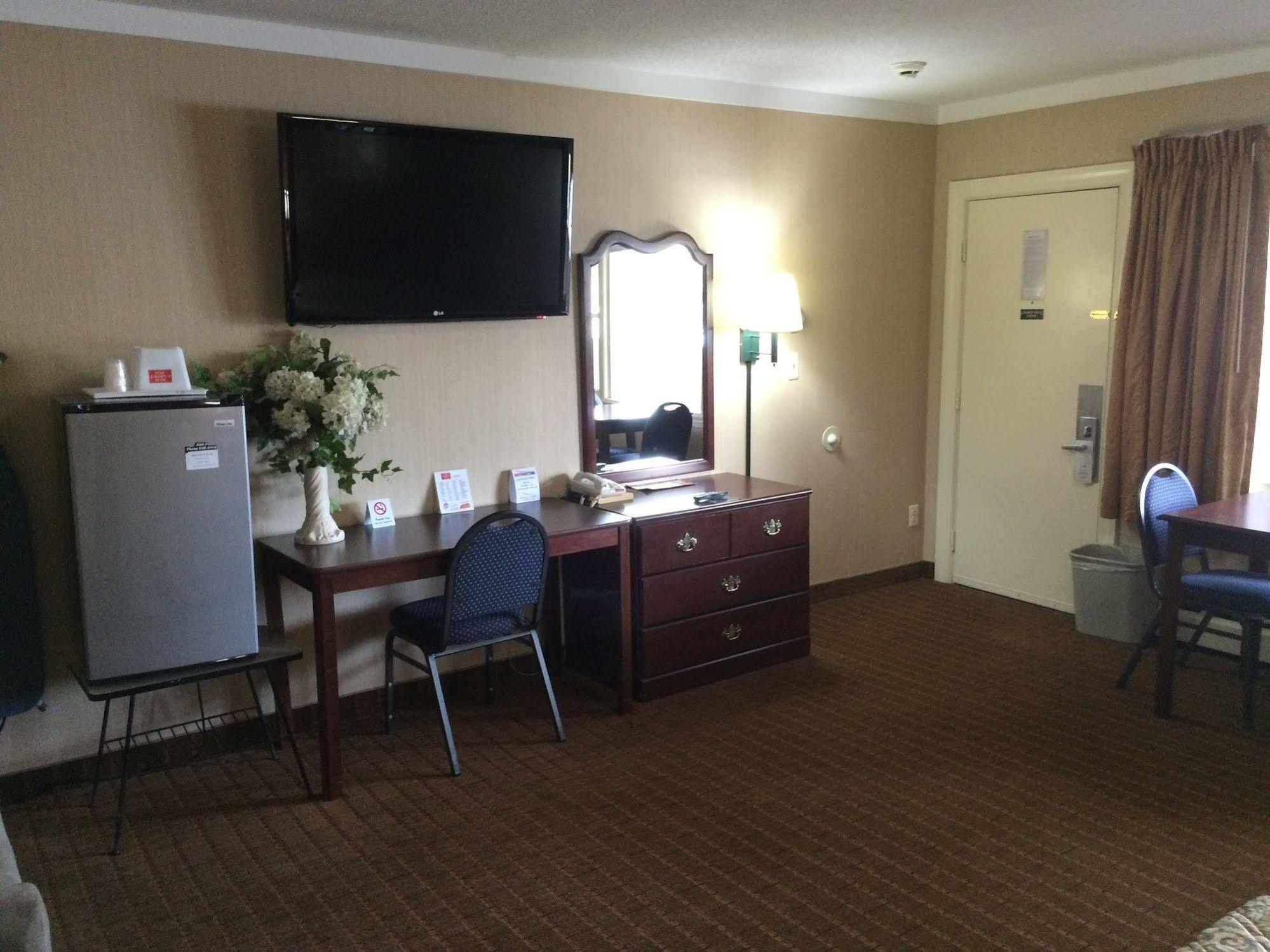 Red Carpet Inn West Springfield Esterno foto