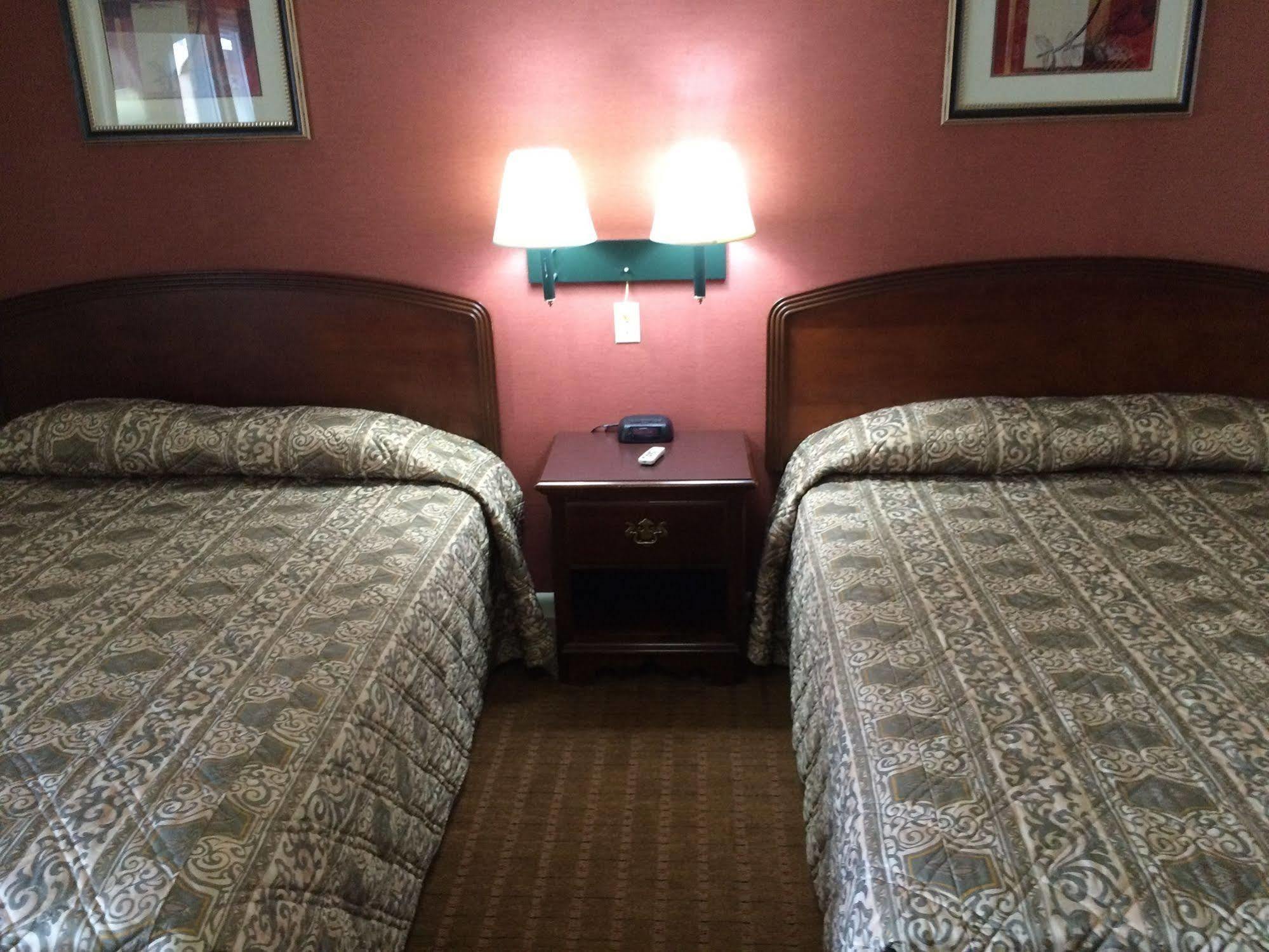 Red Carpet Inn West Springfield Esterno foto